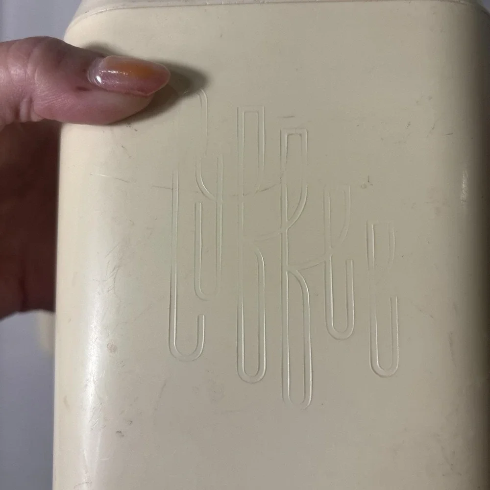 VTG 50's Lustro Ware Cream Plastic Kitchen Canister Set of 2 Tea Coffee Bakelite